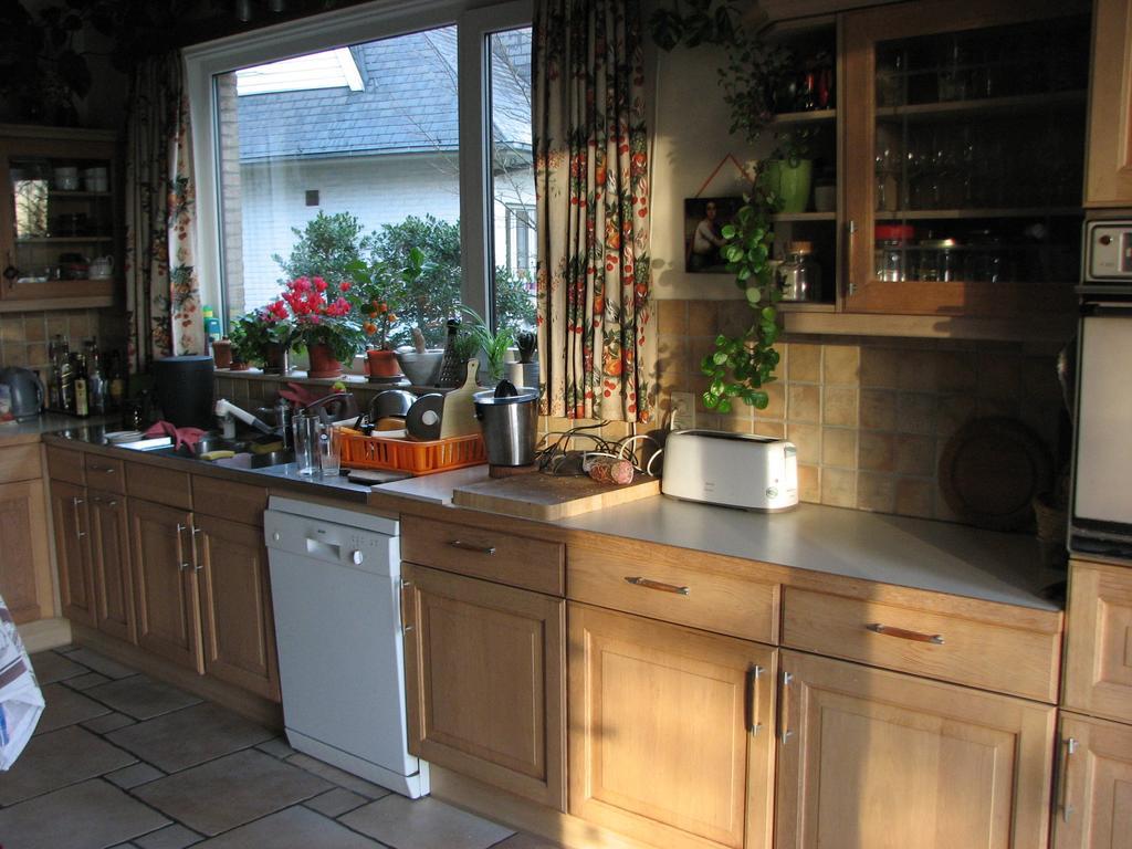 Prince D'Orange Bed & Breakfast Braine-lʼAlleud Екстериор снимка